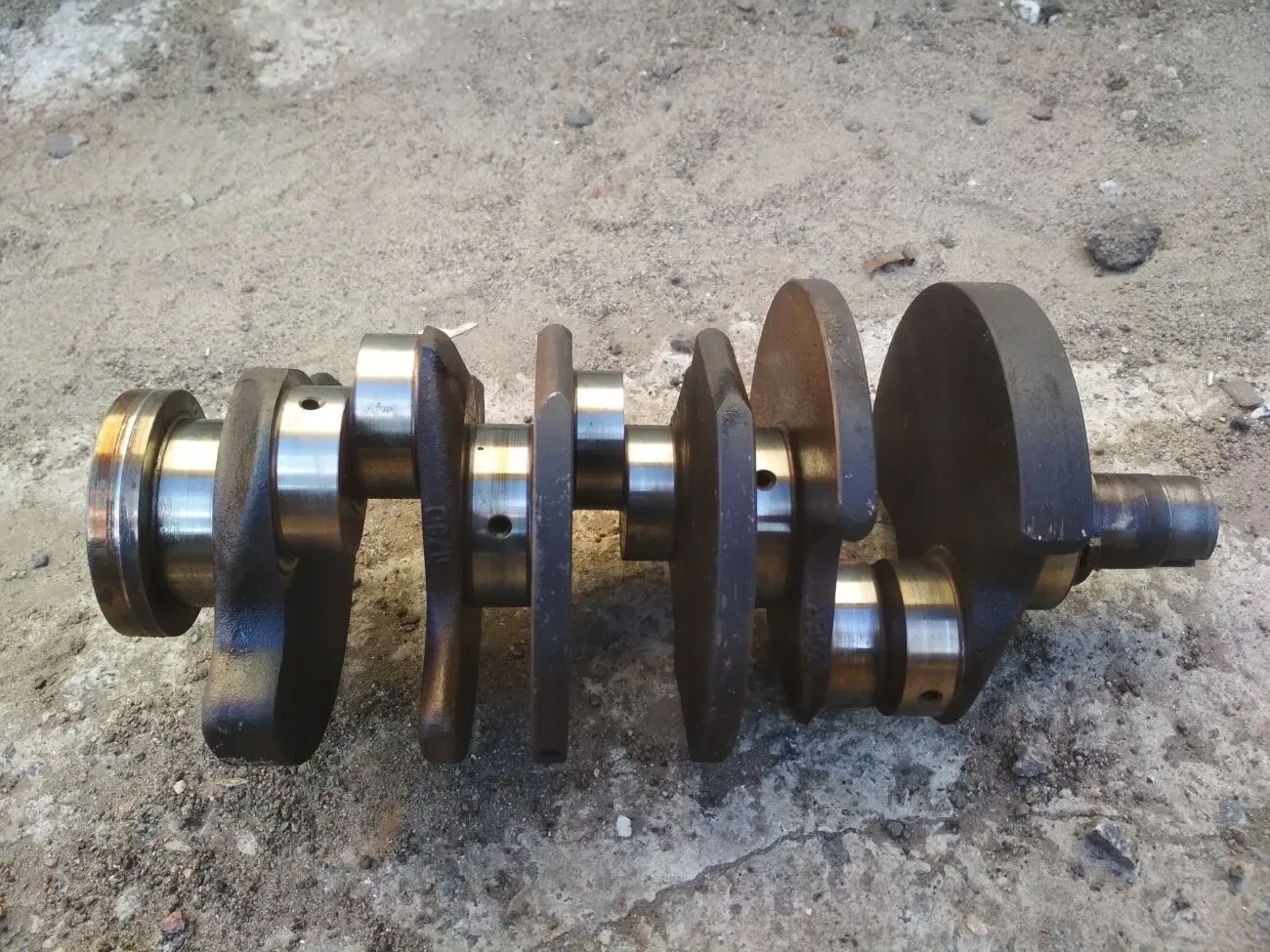 078105101AG Коленвал двигателя Audi 100 2.6 V6 2