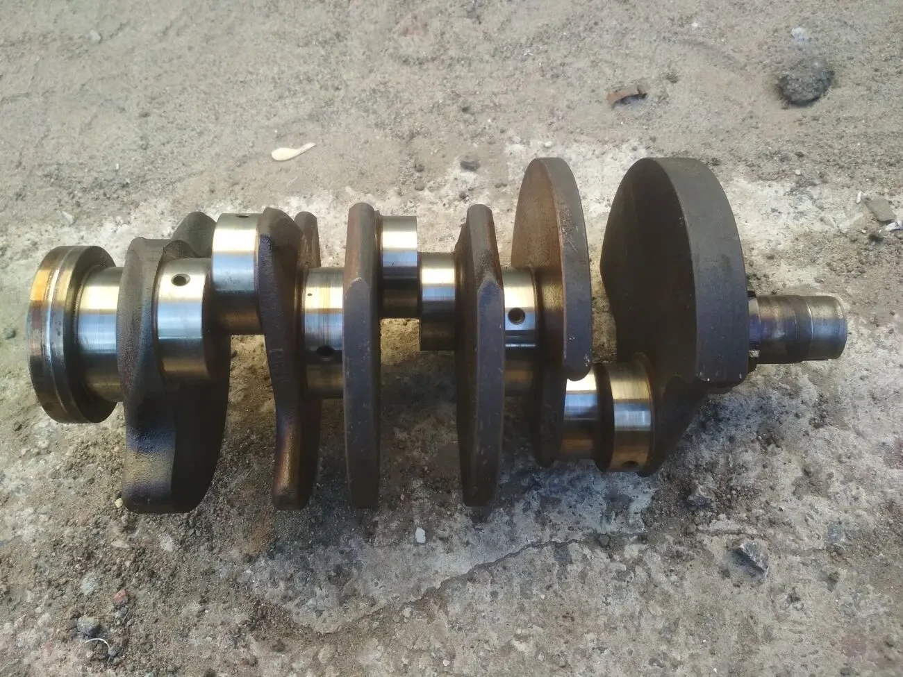 078105101AG Коленвал двигателя Audi 100 2.6 V6