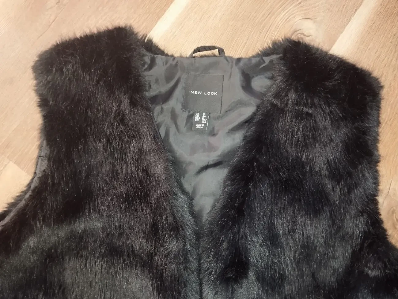 Жилетка штучне хутро від New Look 46 розмір 2