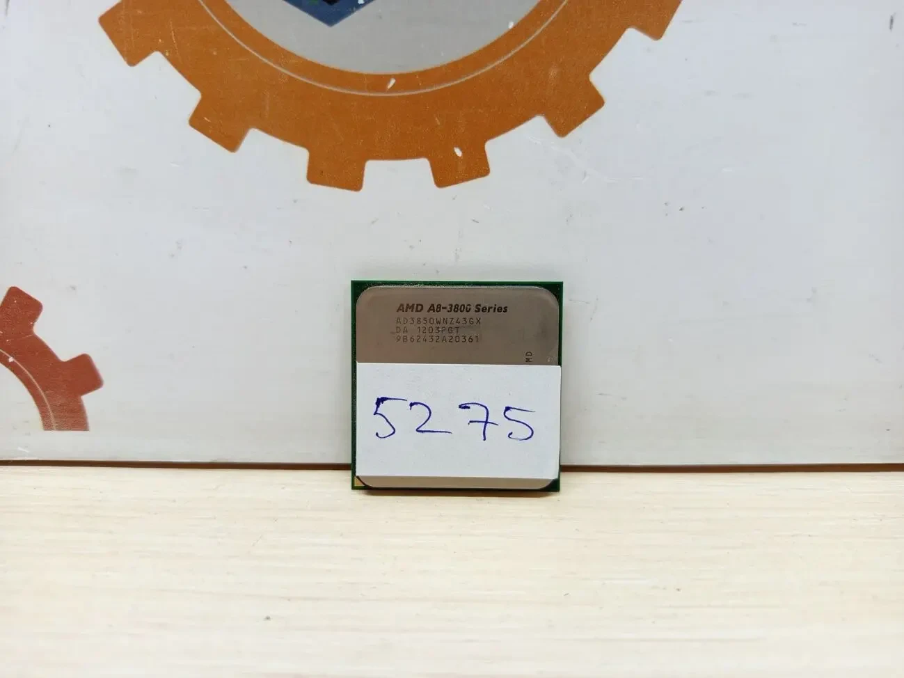 Процесор AMD A8-3800. 2.7 GHz