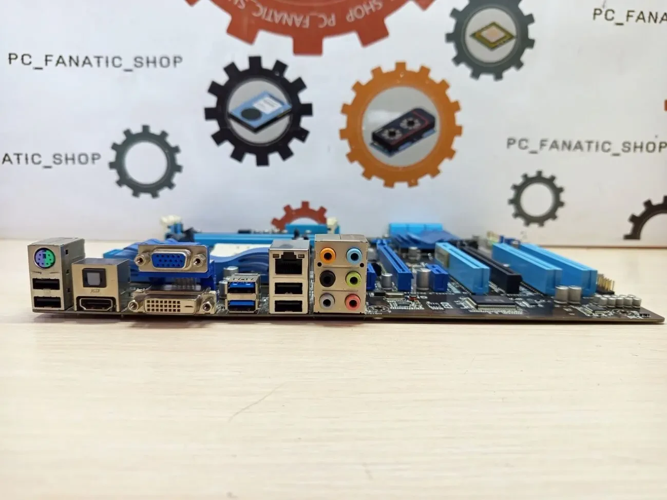 Материнська плата Asus F1A55-V 3