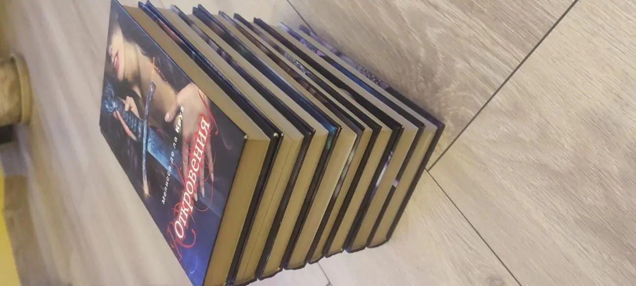 Мелисса де ла Круз Комплект книг «Голубая кровь» от издательства «Эксмо» (8 книг один лот) 3
