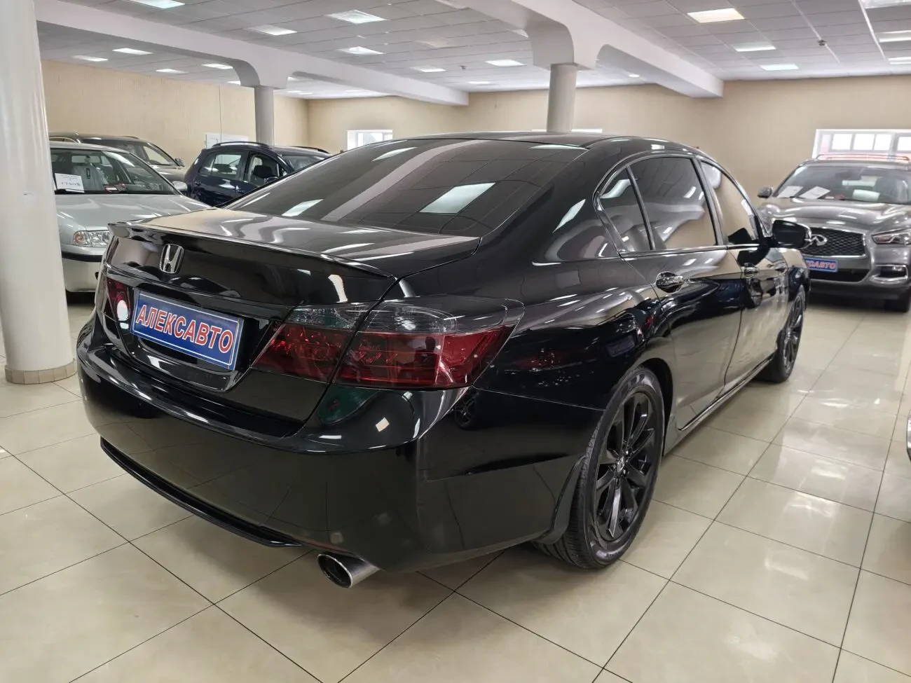 Honda Accord 2.4і 16V 5АКПП 2014 р.в. (180 к.с.) 4