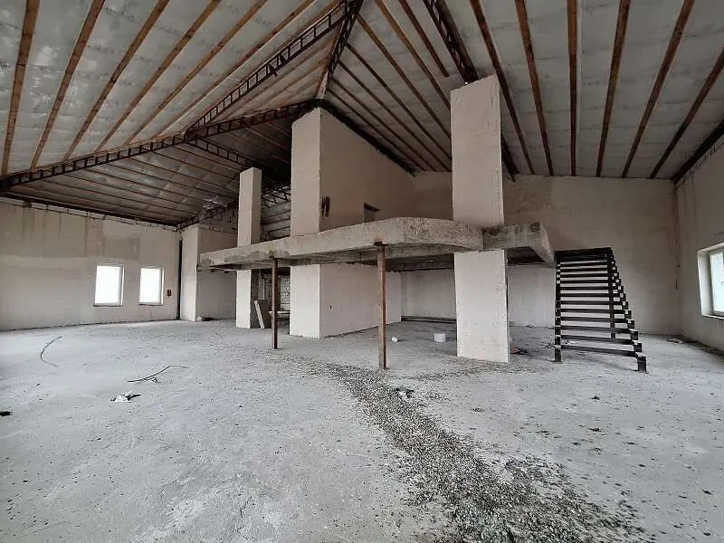 Комерційна будівля 1418 м²  5 рівнів  Вільне планування  Одеса, Ак. Сахарова 9