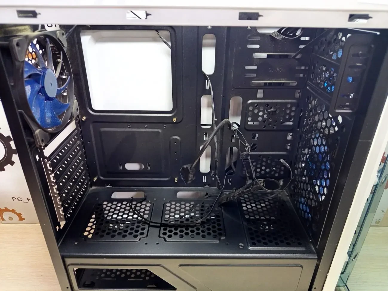 Корпус Gamemax StarLight W-Blue 7