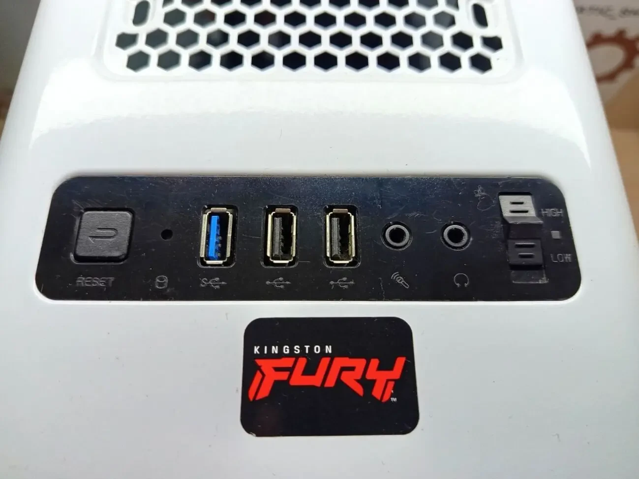 Корпус Gamemax StarLight W-Blue 3