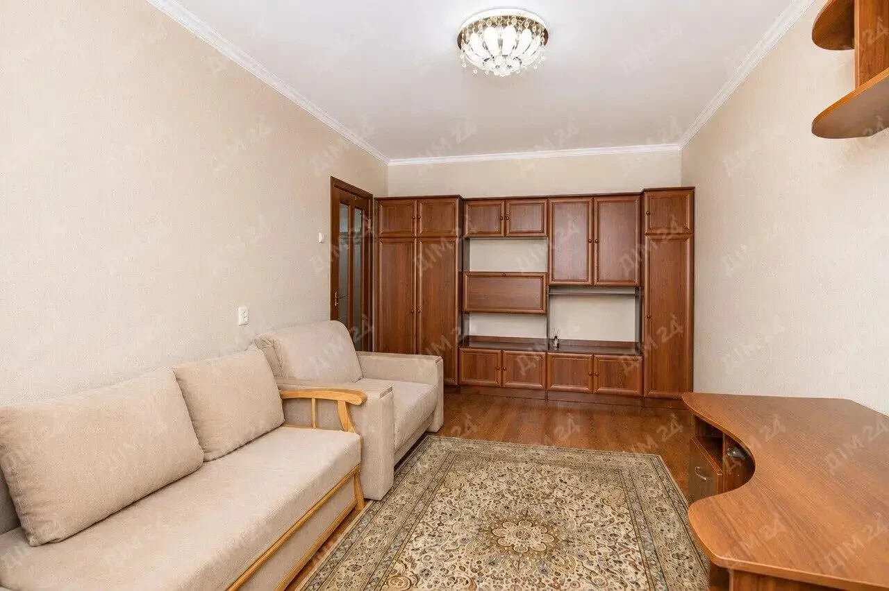 1 кімнатна квартира з ремонтом, меблями та технікою, вул. Полюсна 6