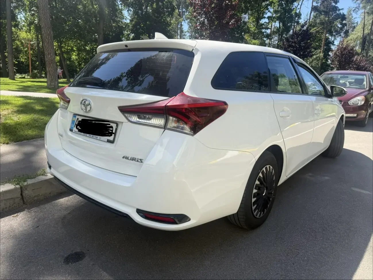 Продам Toyota Auris 2015 p. 3