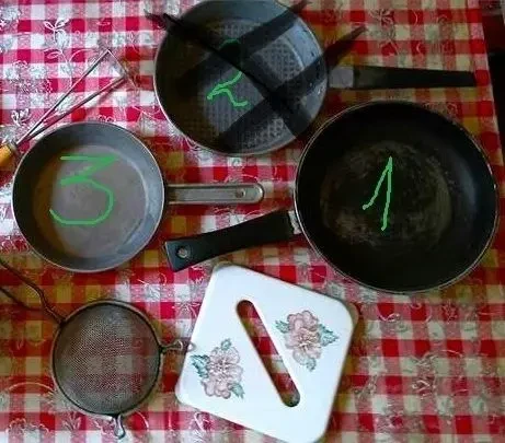 Посуд Вінтажная сковорода пательня цільнолита д=18 см, сплав алюміній 10