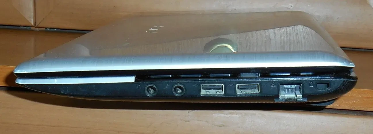 Ноутбук Asus 12" 3