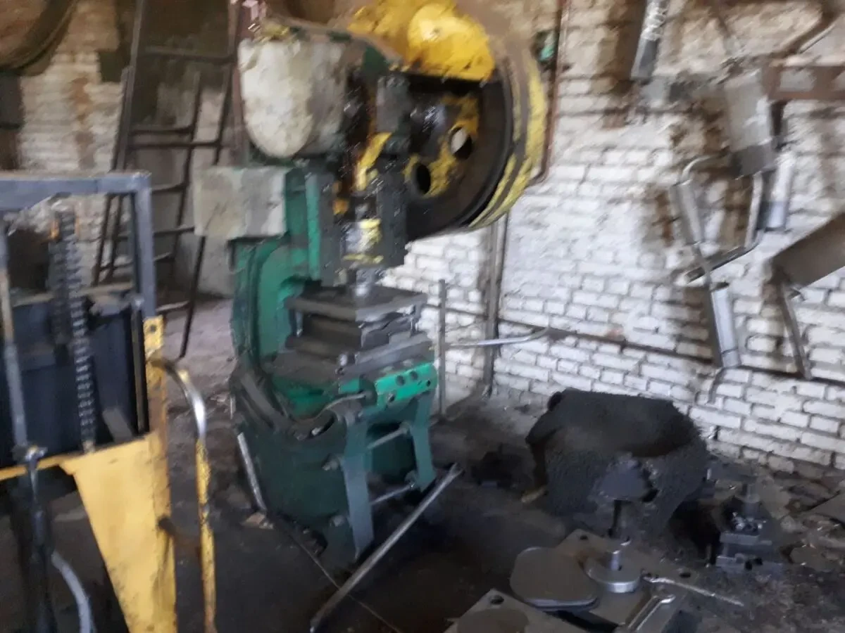 Кривошипний прес, кривошипный пресс, 25, 40 тонн, механічний, без пневматики, робочий, комплектний. 4