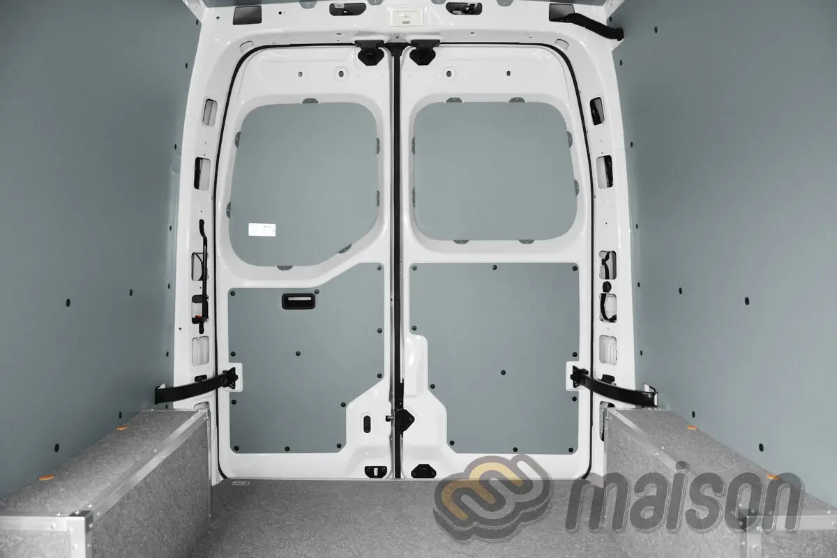 Обшивка нового Renault Master 4 5