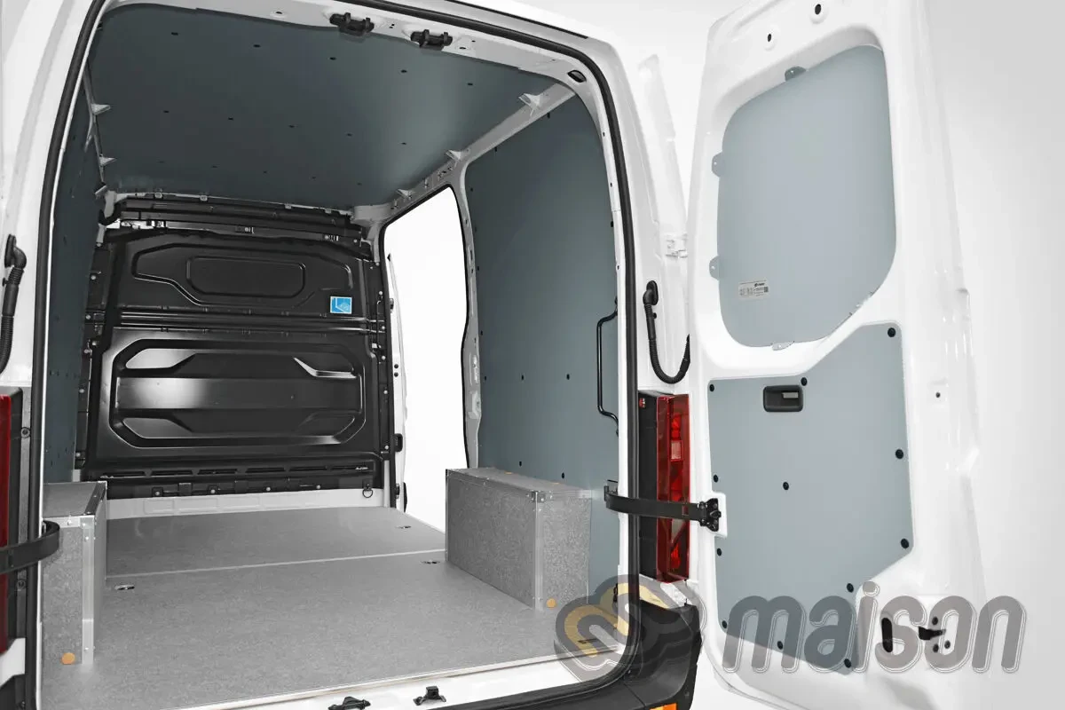 Обшивка нового Renault Master 4 3