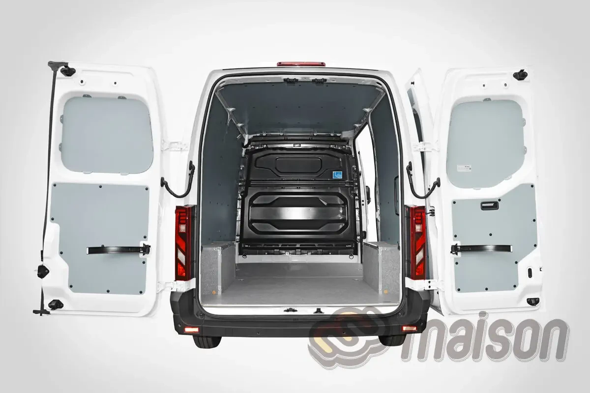 Обшивка нового Renault Master 4