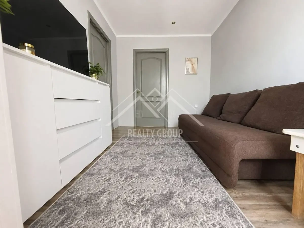Продаж 3-кімнатної квартири (перепланована з 2-кімнатної)  Артем 6