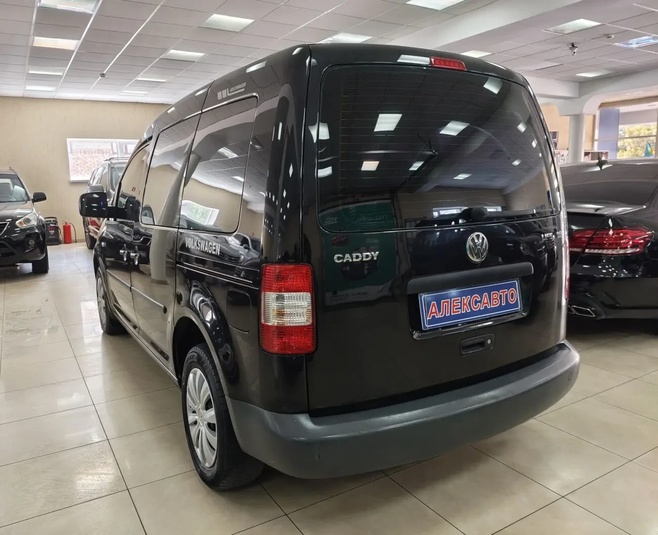 Volkswagen Caddy 1.6МРі 8V 5МКПП 2005 р.в. (102 к.с.) 3