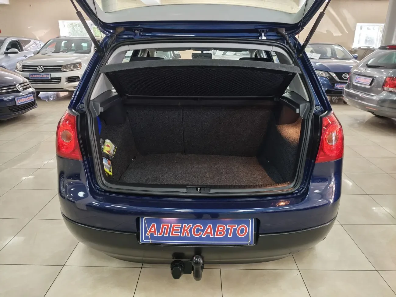 Volkswagen Golf V 1.4і 16V 5МКПП 2005 р.в. (75 к.с.) 3