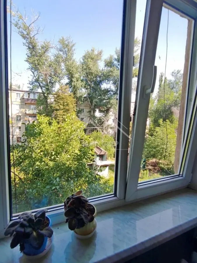Продаж 3-кімнатної квартири в Покровському районі Кривій Ріг 9