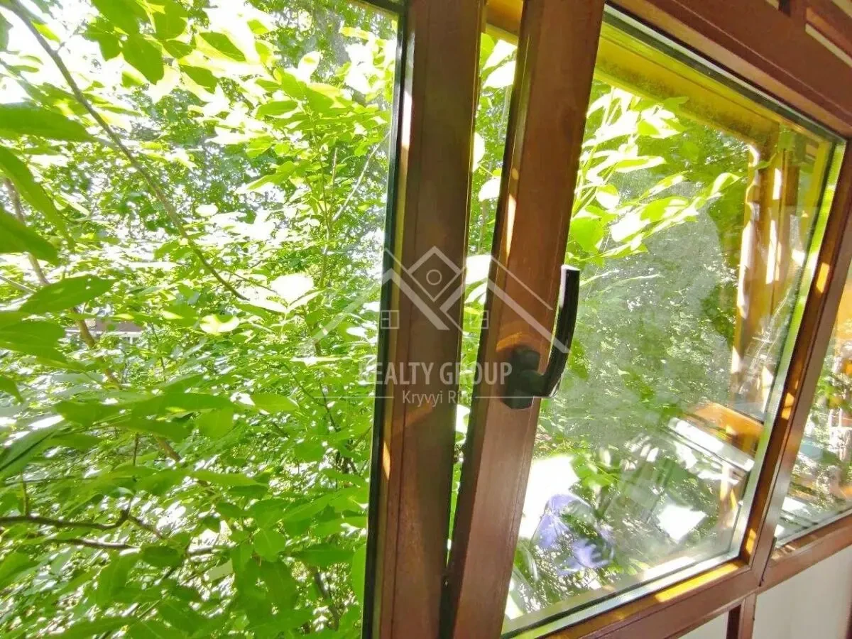 Продаж 3-кімнатної квартири в Покровському районі Кривій Ріг 10