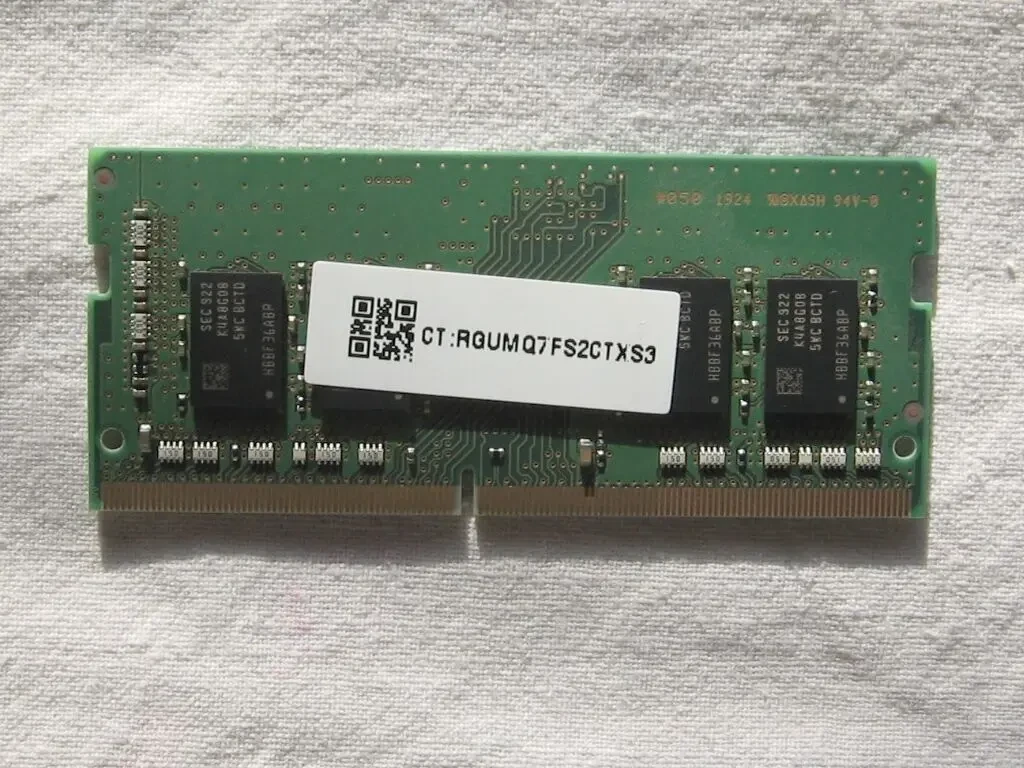 ОЗУ 1шт. SAMSUNG 8ГБ DDR4 2666МГц 2