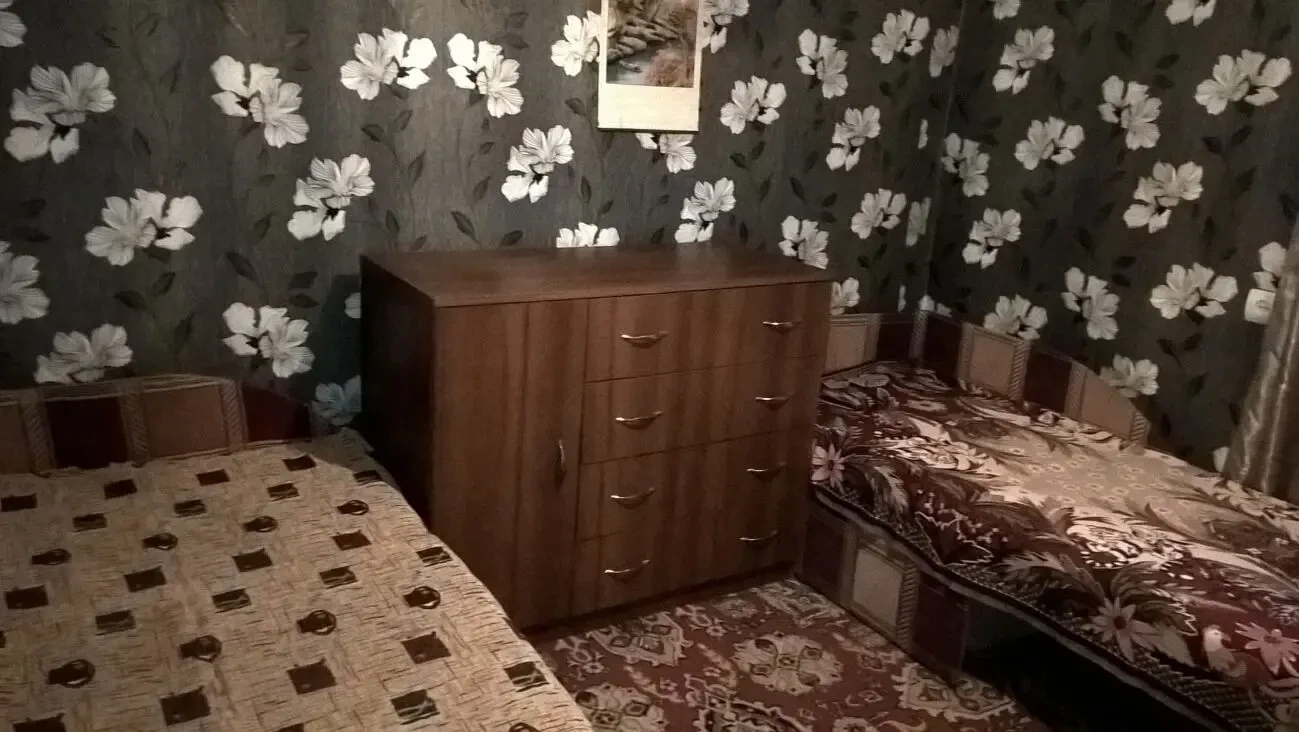 Кімната без хазяїв для хлопця пр.Науки (Гагаріна), тупік 1 трамваю (комунальні включені)