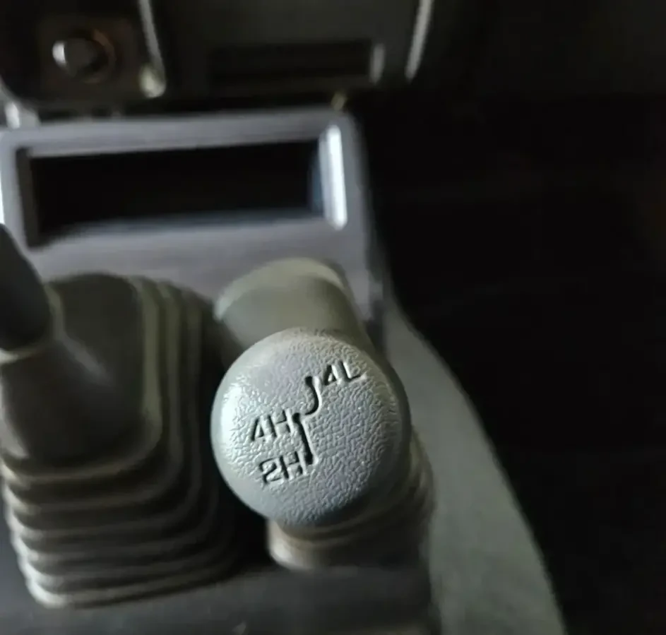 Митцубиси л200 9