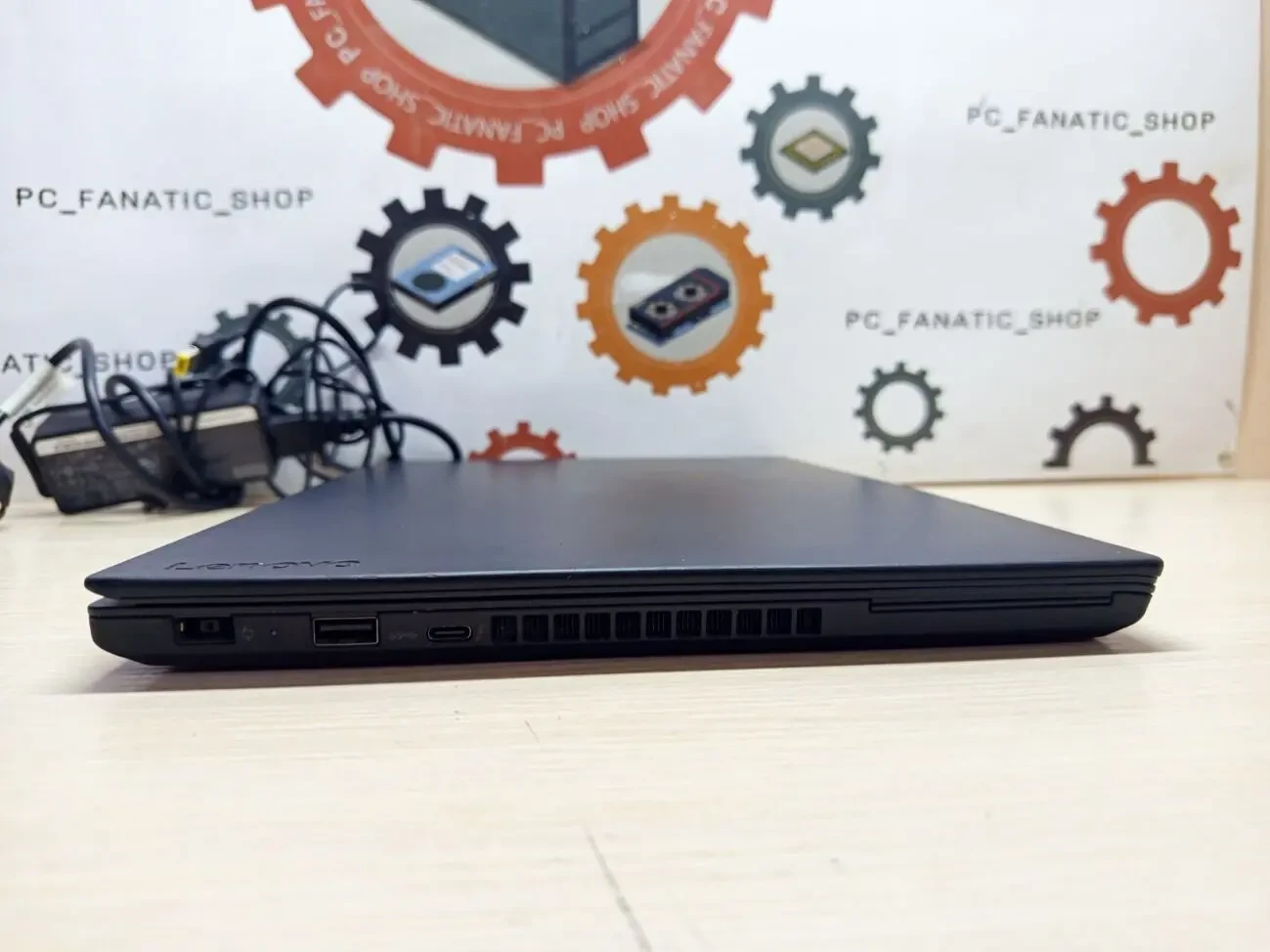 Ноутбук Lenovo ThinkPad T470  (Intel i5-7300U, 8GB, 128Gb SSD) 5