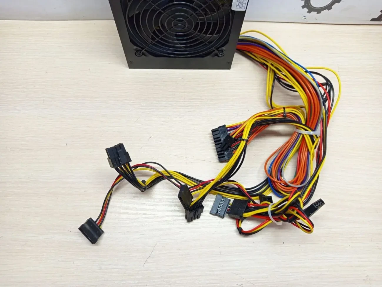Блок живлення Vinga 450W 4
