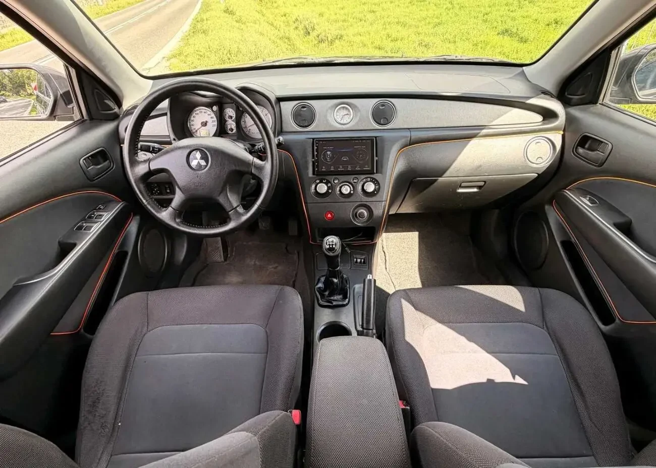 Mitsubishi Outlander 6
