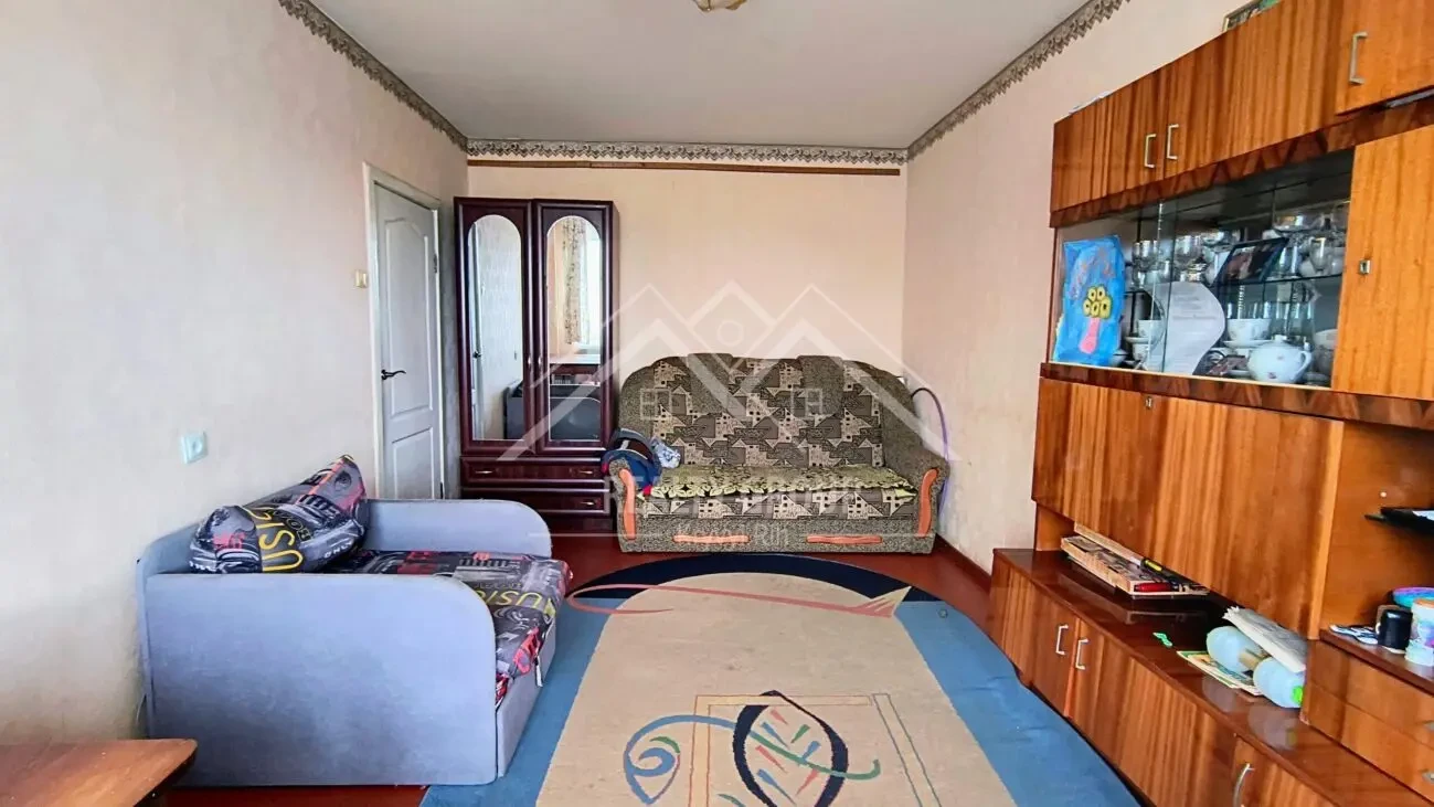 ПРОДАМ 2к на КРЕСІ 2