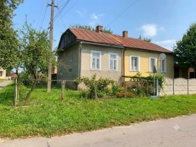 Продаж 4-х кімнатної квартири на землі (Тучин)