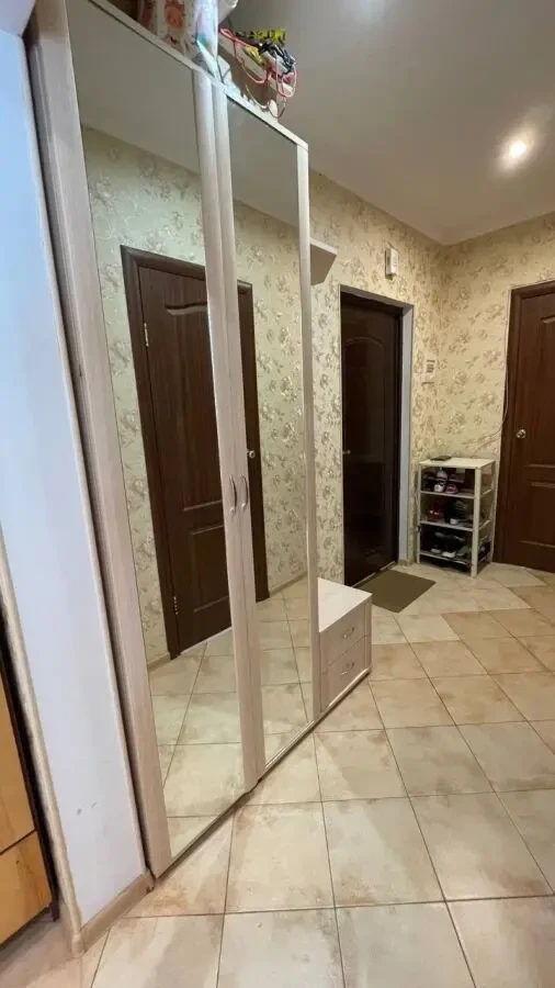 без комісії продаю 2-х кім.квартиру