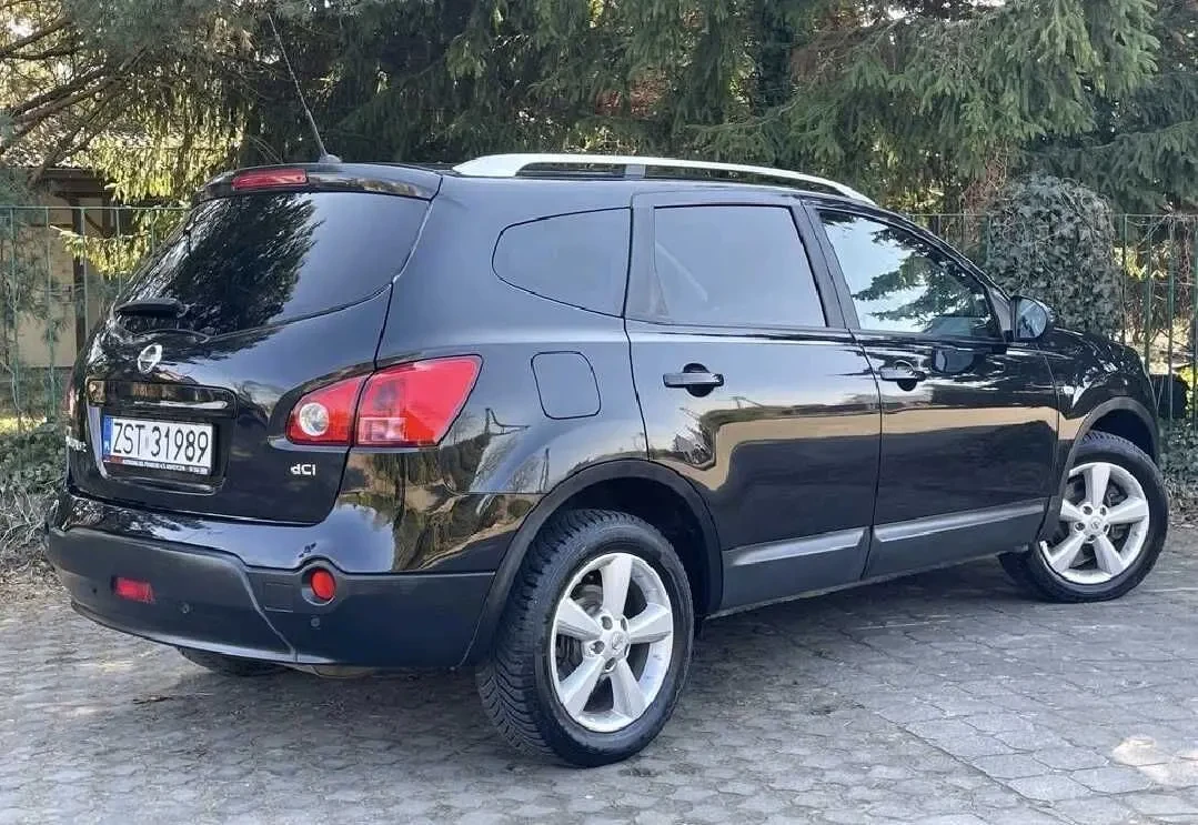Nissan Qashqai +2 4