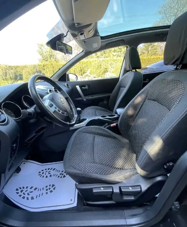 Nissan Qashqai +2 5