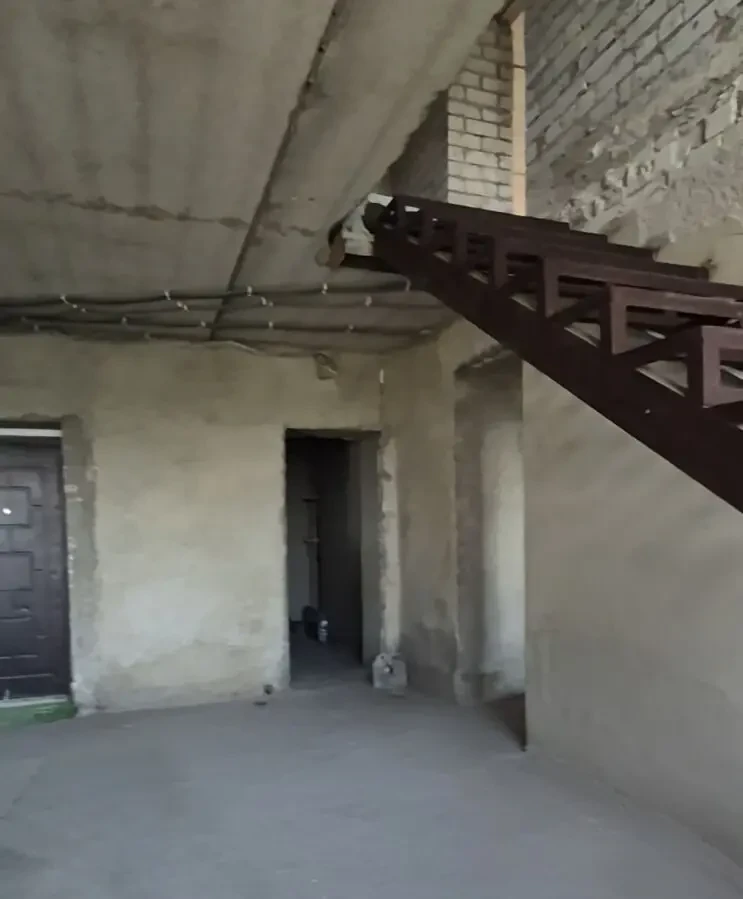 Продам 4-кімнатну, двоповерхову квартиру в ЖК "Роганський", вул. Роганська, буд. 130/3. 3