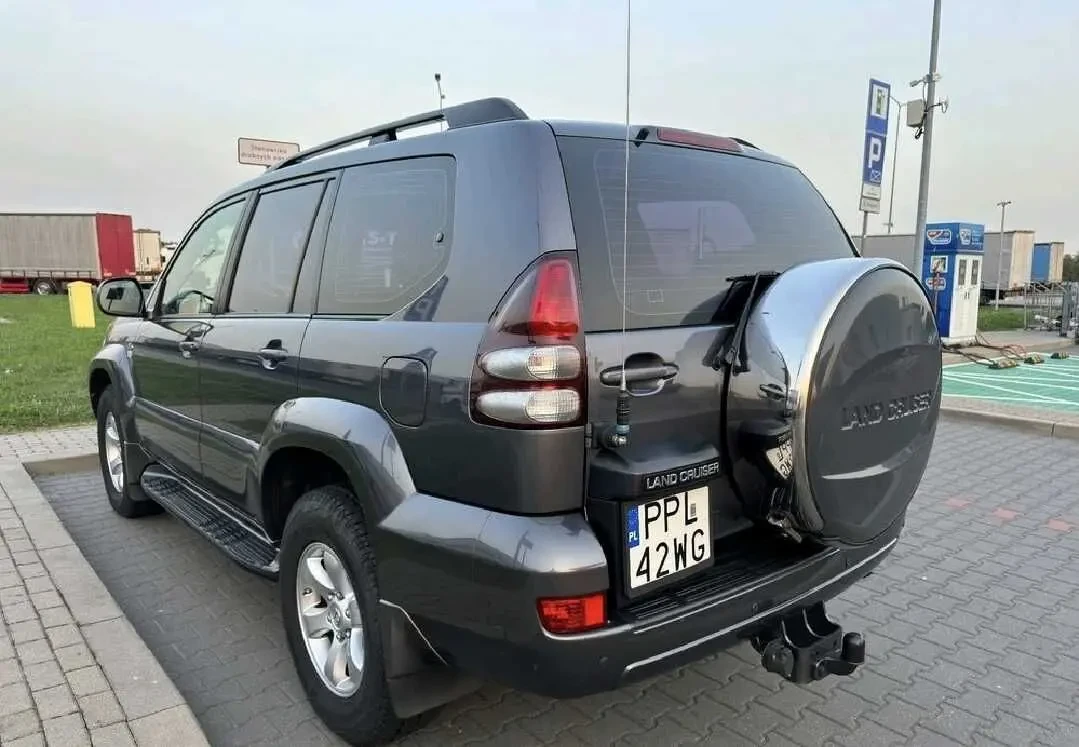 Toyota Land Cruiser Prado 120 3
