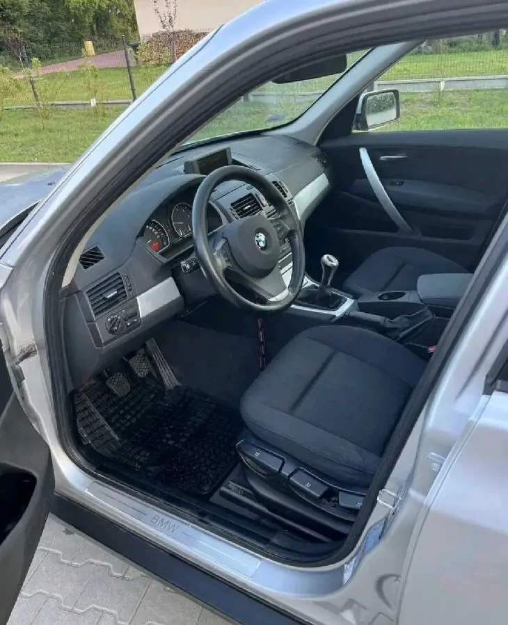 BMW X3 20d Xdrive 6