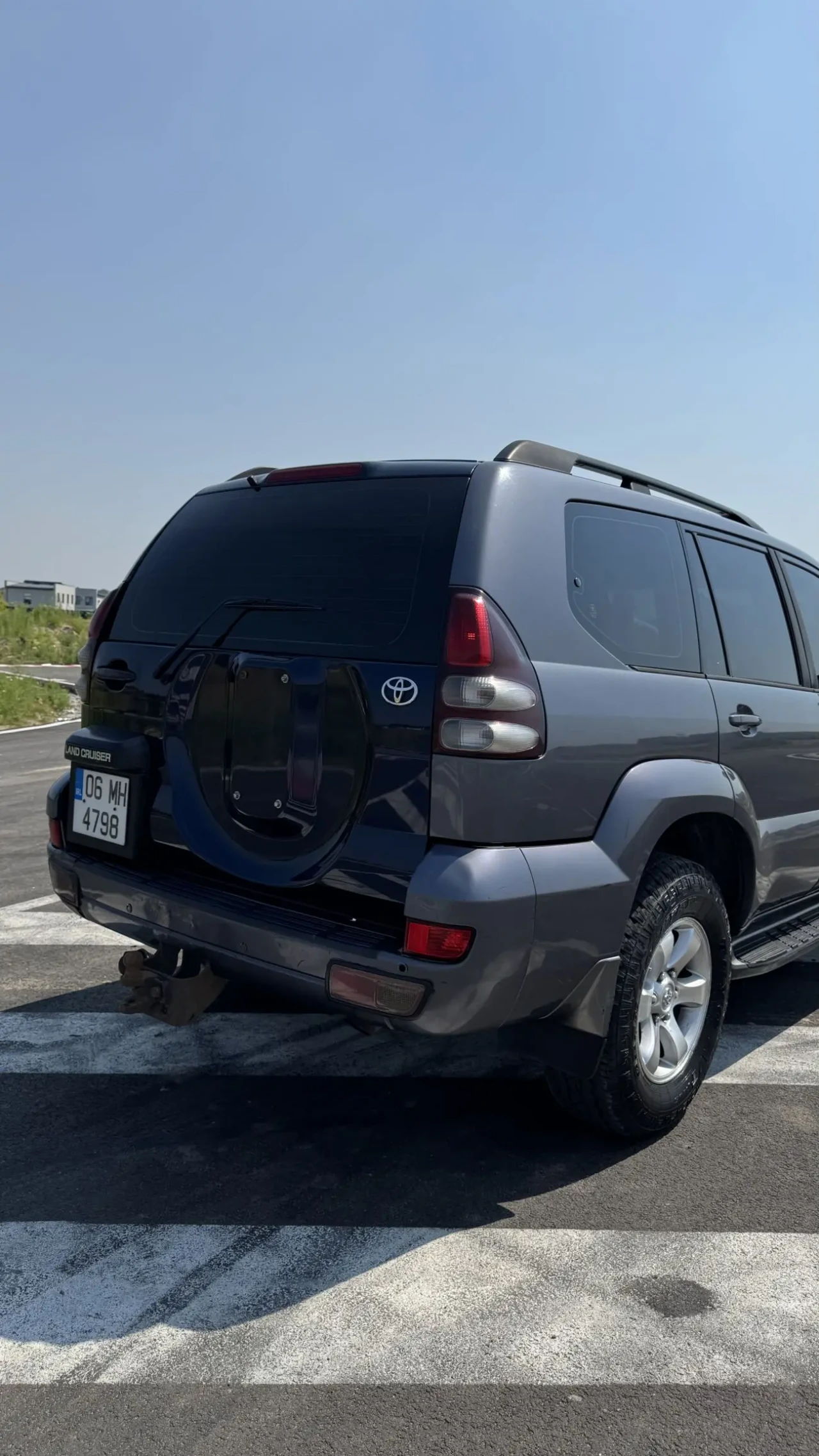 Продам Toyota Land Cruiser Prado 120 4
