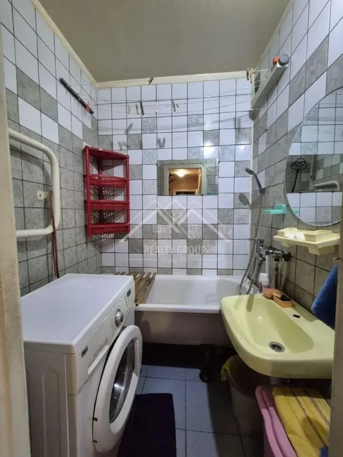 Продаж 3к квартири на Террі, 5й Зарічний 10