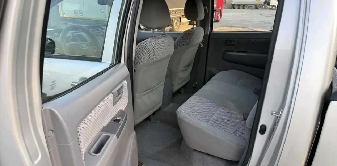 Toyota Hilux 3.0 D-4D 8