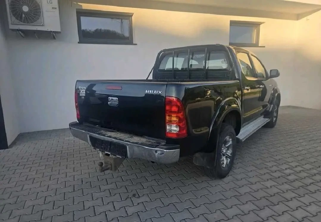 Toyota Hilux Pick Up 3