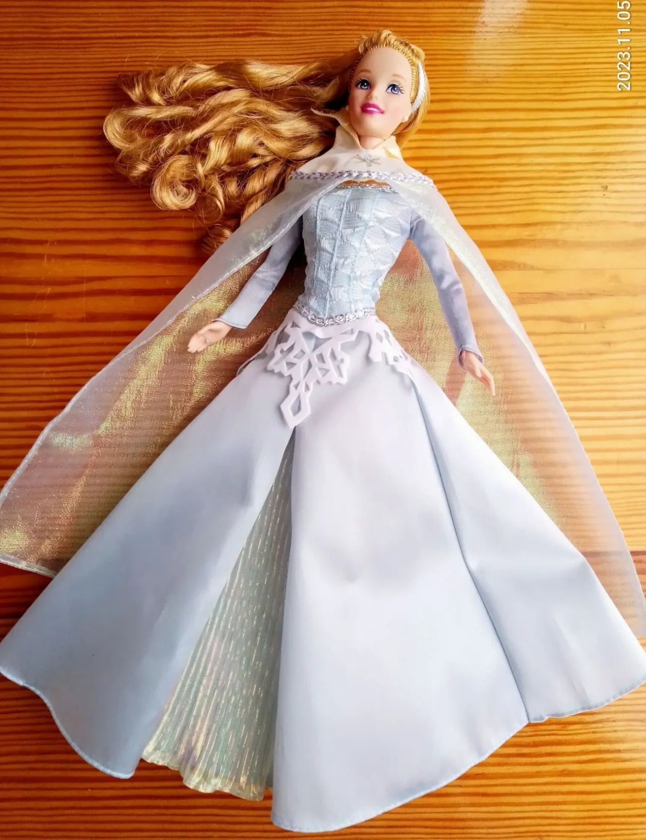 Кукла барби аврора спящая красавица зима Barbie Disney Winter Frost. Mattel. дешево 5