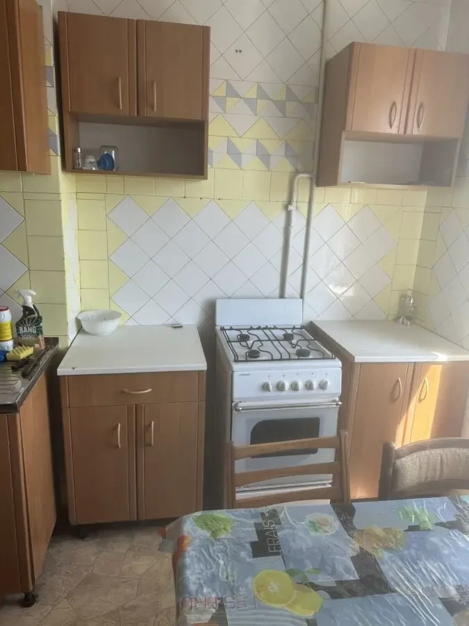 Здам 1 кімнатну квартиру на Сім'ї Глодан (Ільфа та Петрова) 4