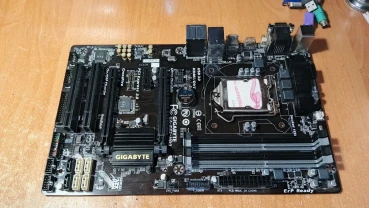 Материнська плата Gigabyte GA-B85-HD3 (s1150, B85, PCI-Ex16) (Читать текст)