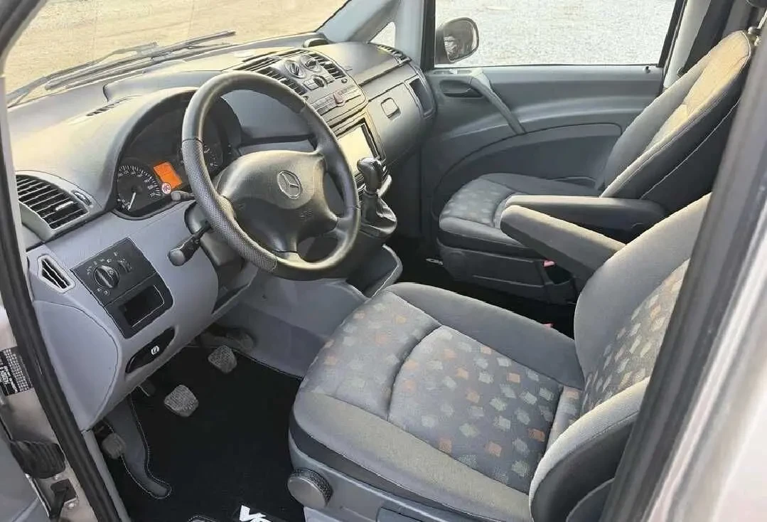 Mercedes-Benz Vito 7