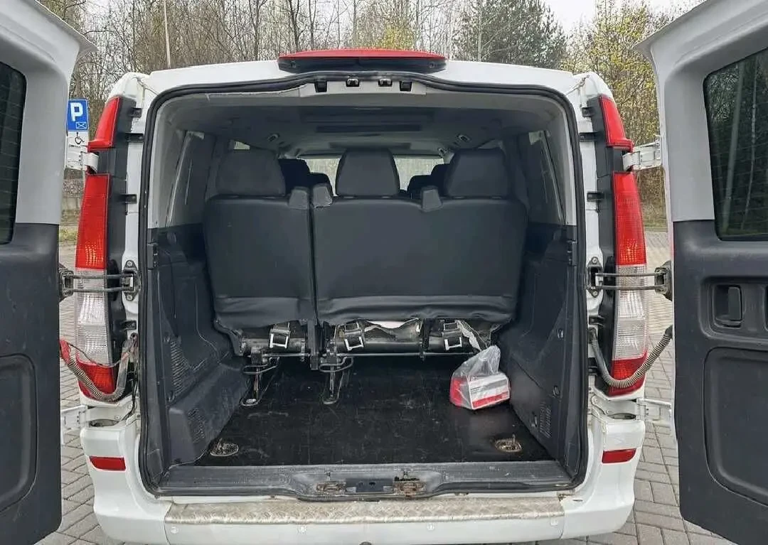 Mercedes Vito 4