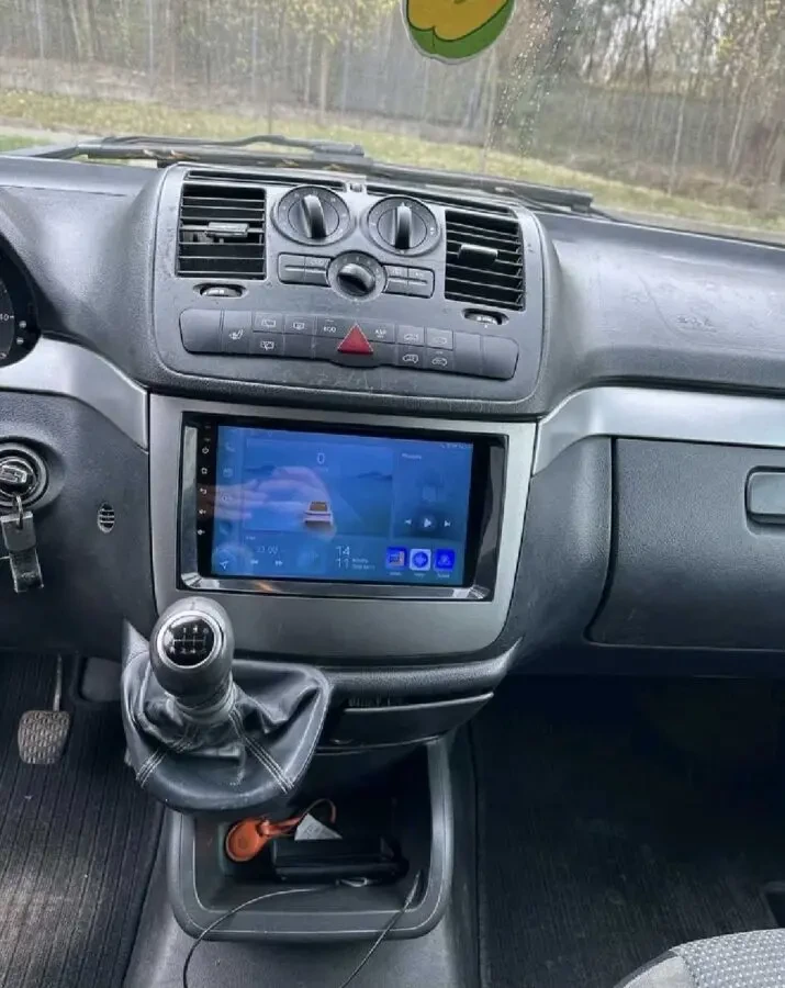 Mercedes Vito 7