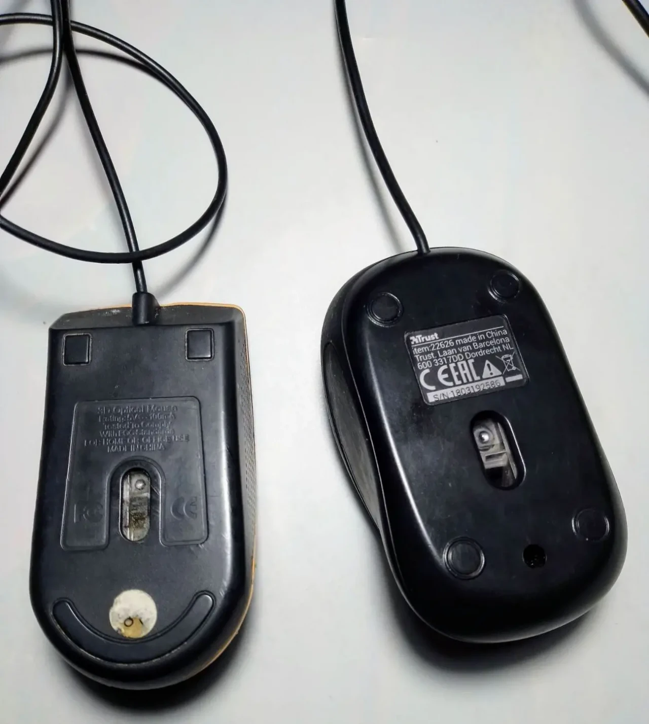 Мышка компьютерная черная проводная, симметричная гладкая, Usb, Ps2 6