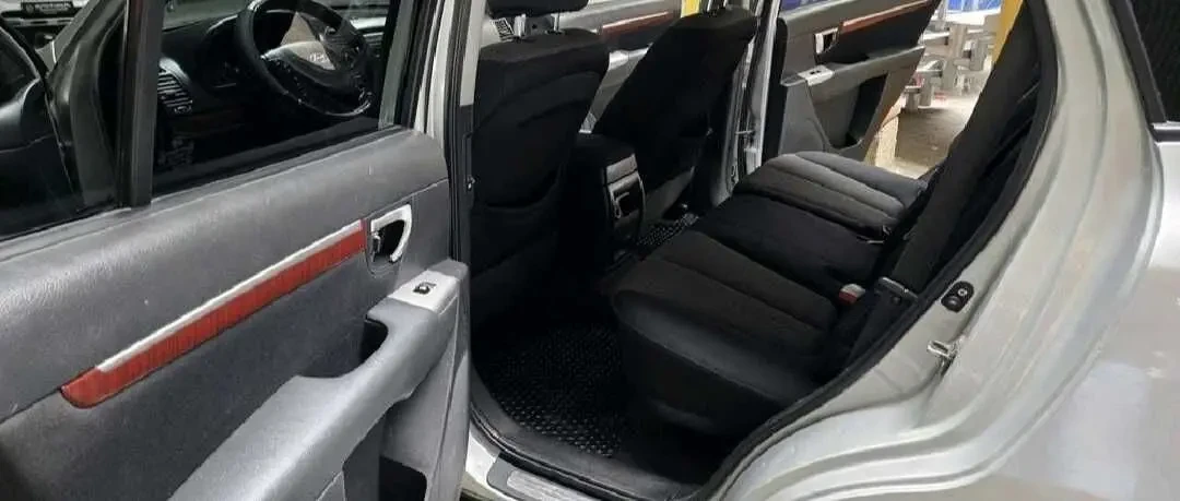 Hyundai Santa Fe 5