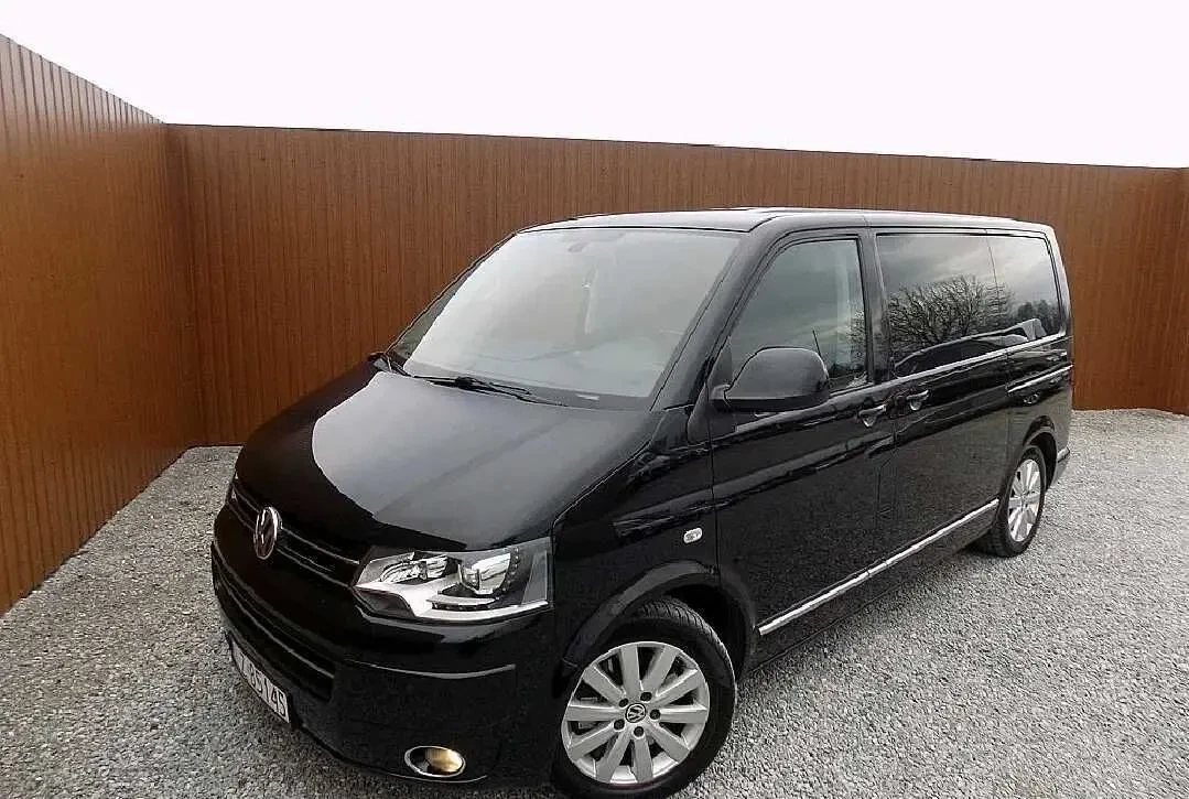 Volkswagen Multivan 2